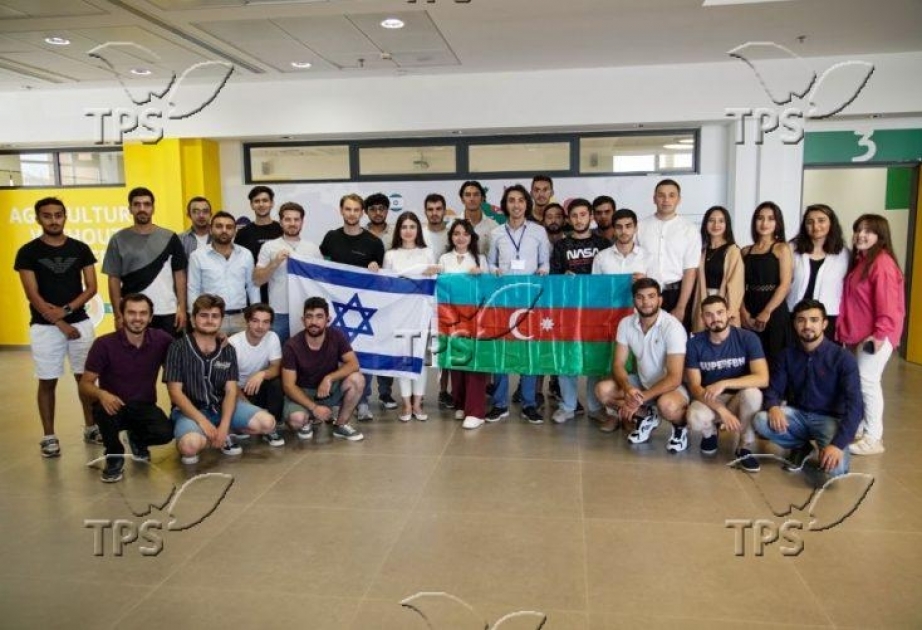 Azerbaijani students attend agricultural training in Arava, Israel VIDEO