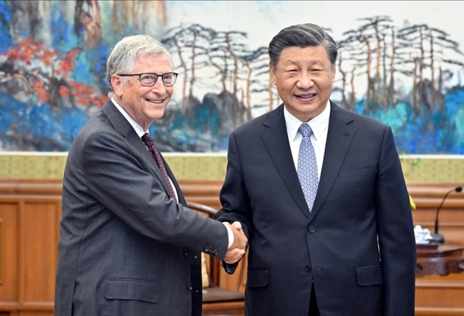 Xi Jinping recibe al multimillonario Gates