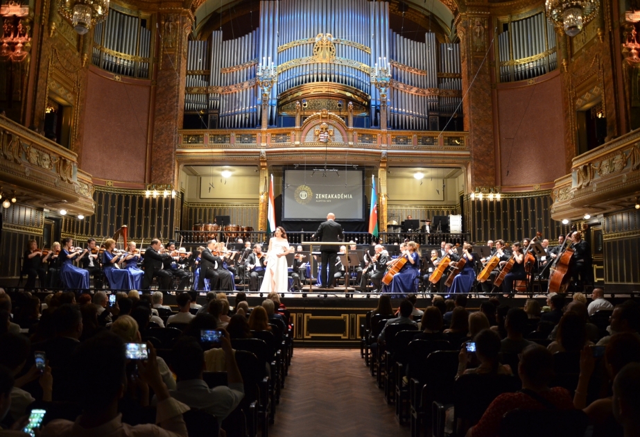 Budapest acoge un concierto dedicado al centenario de Heydar Aliyev