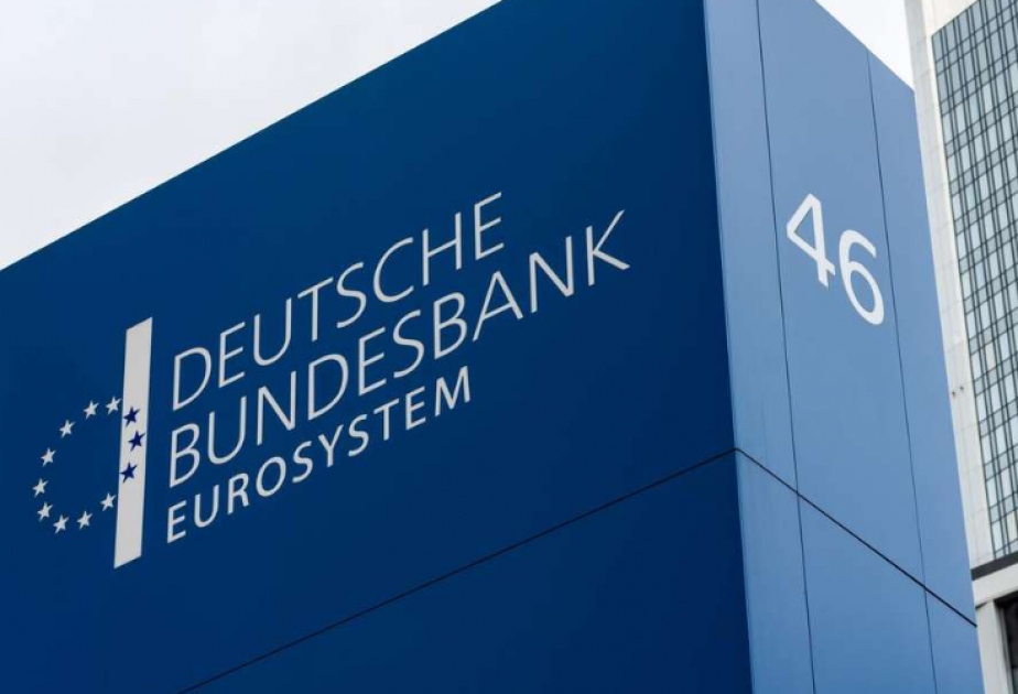 Bundesbank sees German economy shrinking this year