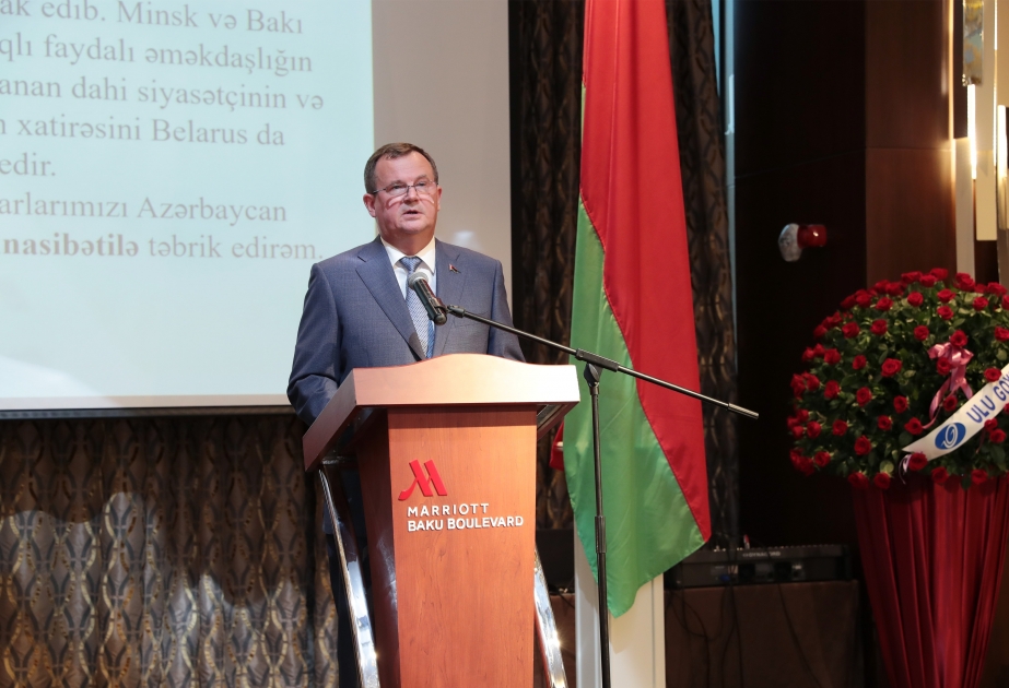 安德烈·拉夫科夫: 阿塞拜疆-白俄罗斯关系建立在互利合作的基础上