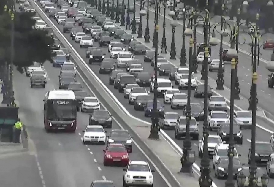 Bakıda hazırda sıxlıq müşahidə edilən yollar