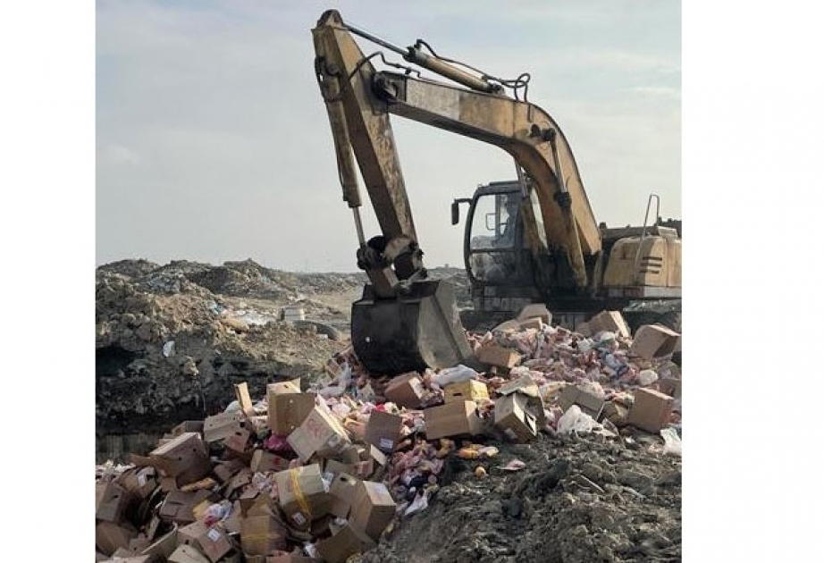 İstehlaka yararsız 15,6 ton müxtəlif növ qida məhsulları məhv edilib