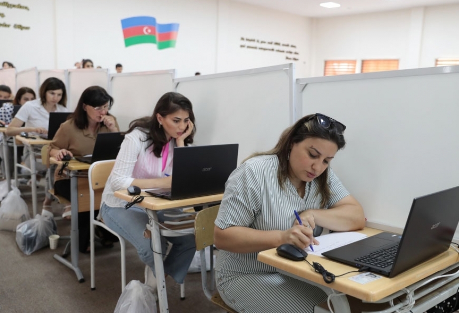 Müəllimlər sertifikatlaşdırmanın test mərhələsində azı 30 bal toplamalıdırlar