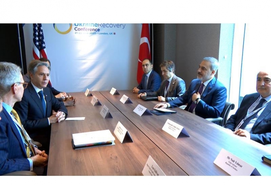 Turkish foreign minister meets with US secretary of state in London