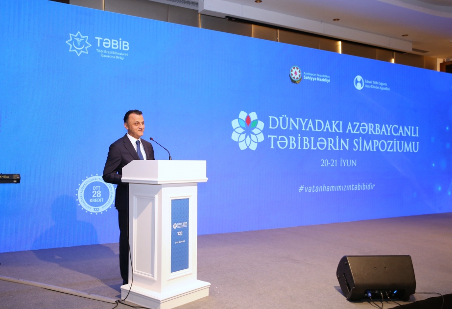Vüqar Qurbanov: Xaricdəki azərbaycanlı həkimlərin ölkəmizdə də tibbi xidmət göstərmələrini istəyirik