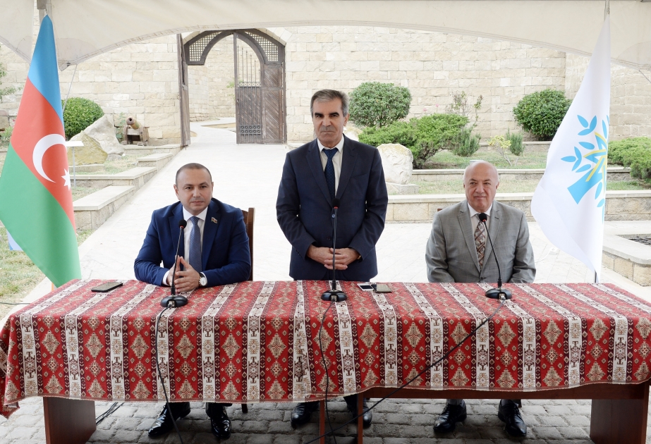“Ulu Öndər Heydər Əliyevin elmi irsini öyrənirik” adlı siyasi məktəbinin növbəti dərsi keçirilib