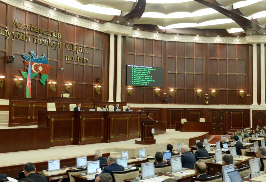 Milli Məclisin növbəti plenar iclası keçirilir