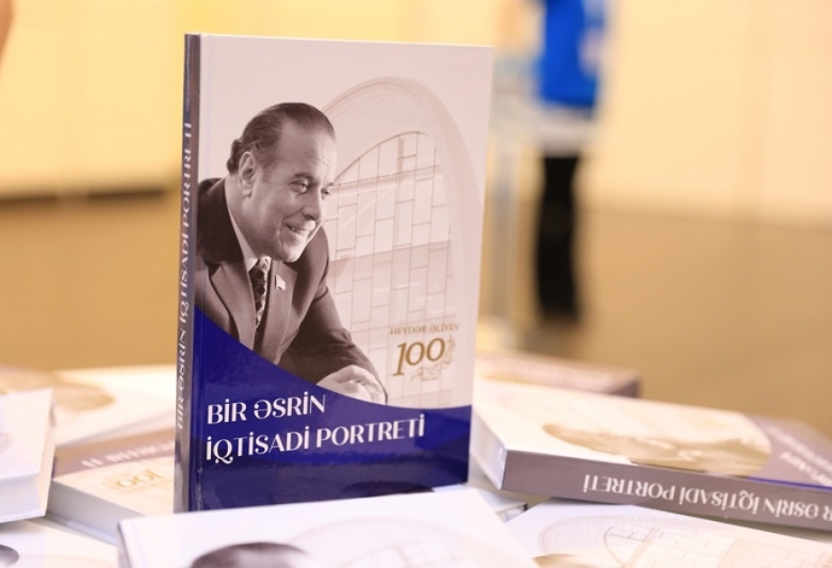 Heydər Əliyevin 100 illiyi münasibətilə UNEC-in təşkil etdiyi konfransda 4 kitabın təqdimatı olub