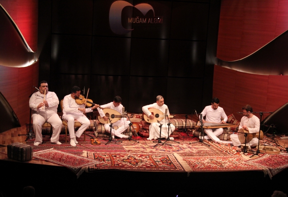 Le célèbre joueur d’oud égyptien Mustafa Saïd se produit à Bakou