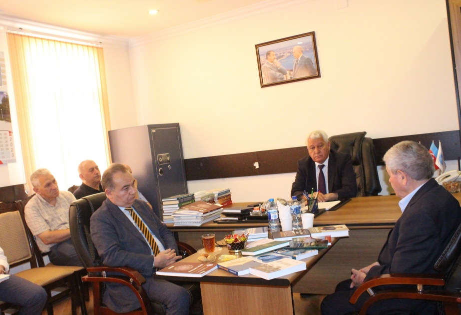 Folklor İnstitutunun yarımillik fəaliyyəti yüksək dəyərləndirilib