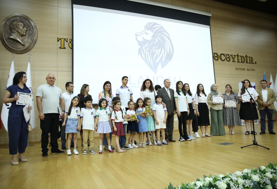 Students of LANDAU School awarded at Baku Higher Oil School