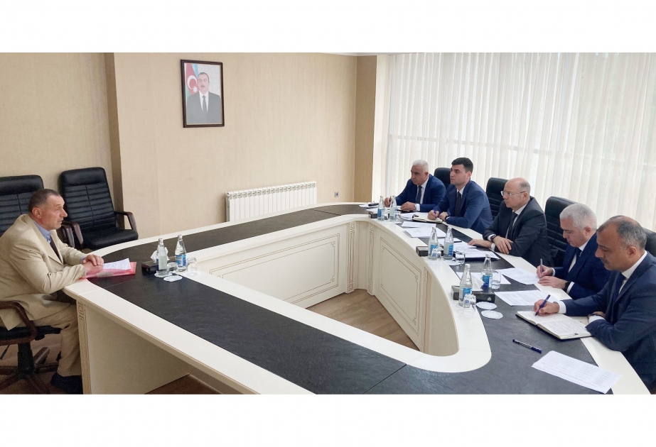 Energetika naziri Qusarda vətəndaşları qəbul edib