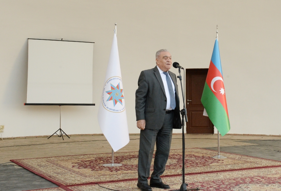 Dövlət İdarəçilik Akademiyasından 393 bakalavr, 96 magistr məzun olub