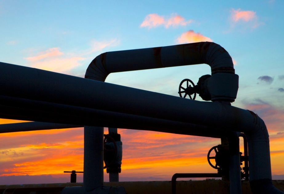 سوكار وكازمونايغاز الكازاخستانية توقعان مذكرة تعاون استراتيجي حول ترانزيت النفط عبر أذربيجان