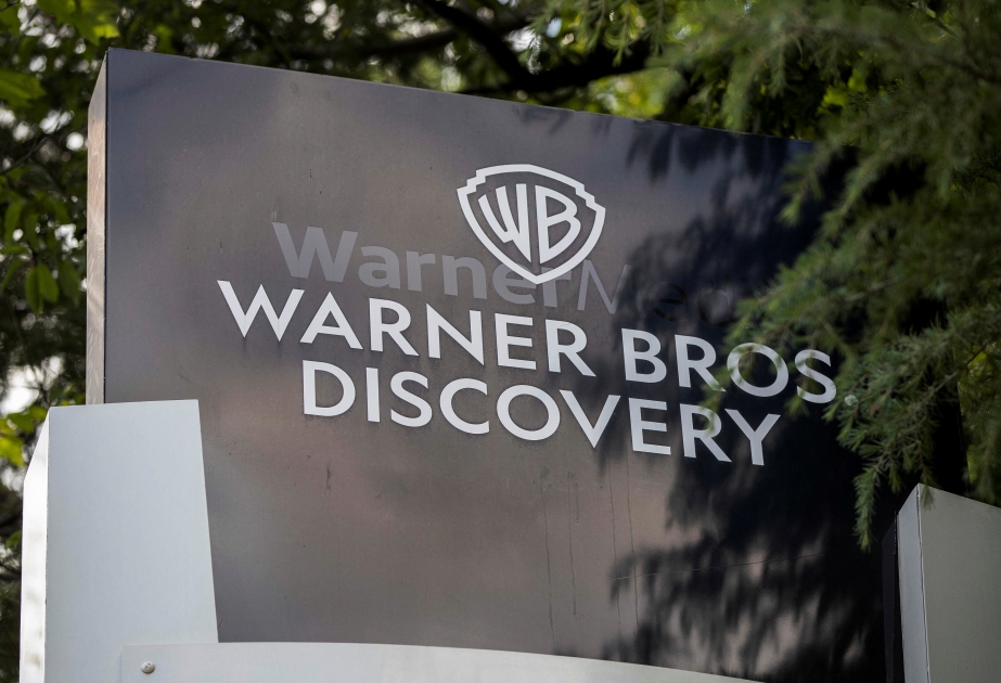 Warner Bros. продаст половину саундтреков из своих фильмов