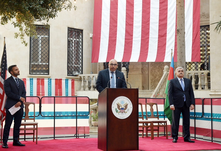 雨果·格瓦拉: 30年来美国与阿塞拜疆的合作关系得到了扩大