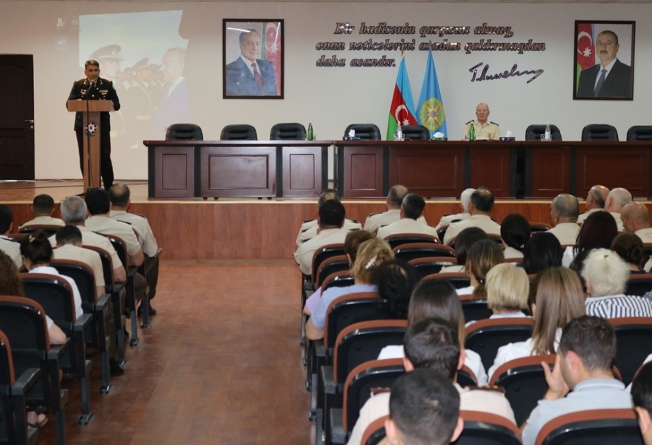 Ordumuz son illərdə daha da modernləşib, onun arsenalı müasir hərbi texnologiyalarla zənginləşdirilib