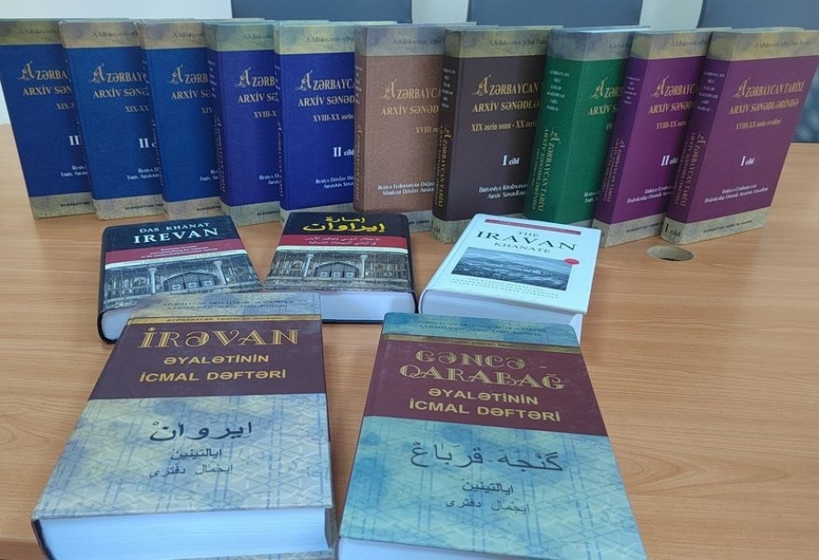 Tarix və Etnologiya İnstitutundan kitab hədiyyəsi