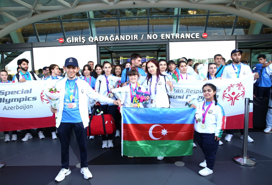 Ümumdünya Xüsusi Yay Olimpiya Oyunlarında iştirak edən idmançılarımız coşqu ilə qarşılanıblar