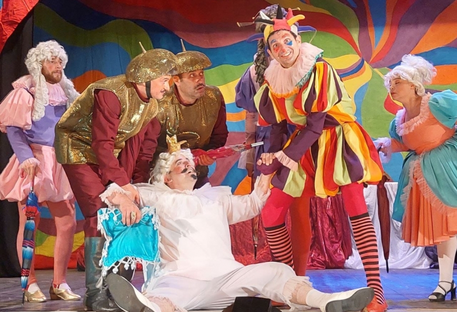 Teatrların qastrol səfərləri bayram günlərində də davam edəcək