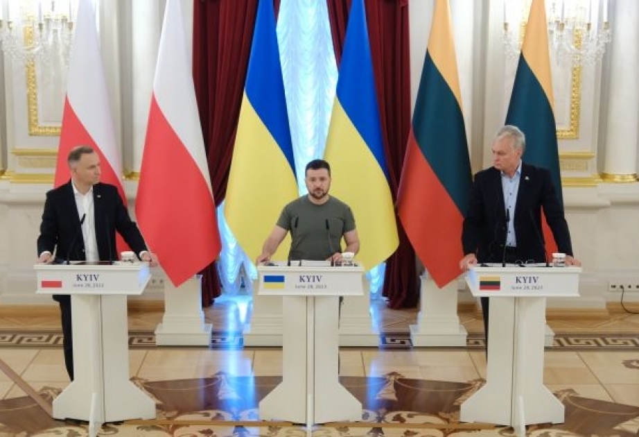 Volodimir Zelenski Kiyevdə Polşa və Litva prezidentləri ilə təhlükəsizlik məsələlərini müzakirə edib