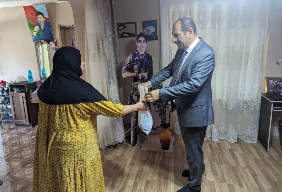 Lənkəranda Qurban bayramı münasibətilə şəhid ailələrinə bayram sovqatı paylanılıb