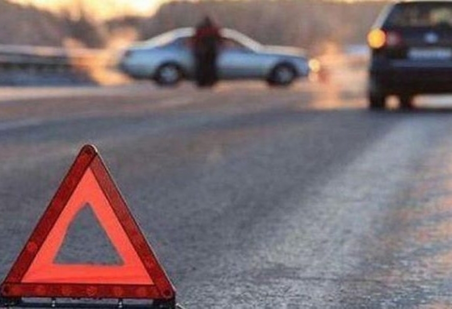 Biləsuvarda ağır yol qəzası baş verib, ölən və yaralılar var