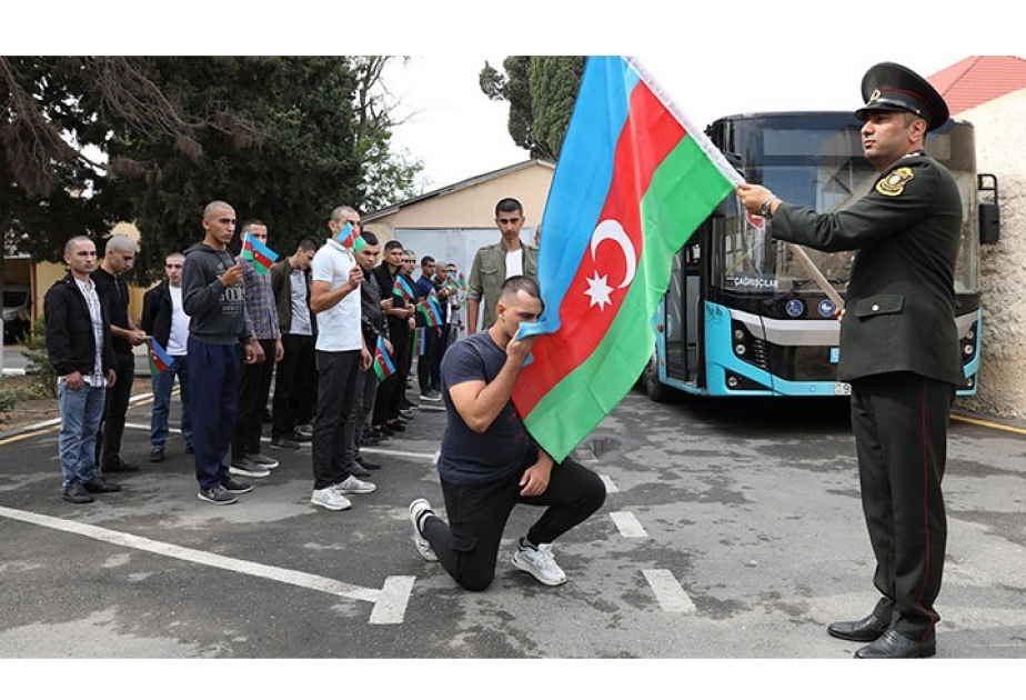 Çağırışçıların müddətli həqiqi hərbi xidmətə yola salınmasına başlanılıb