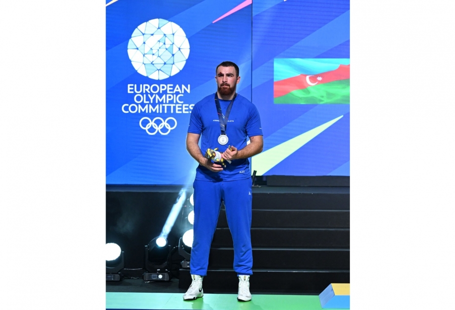 Boxeador azerbaiyano consigue la medalla de plata en los III Juegos Europeos