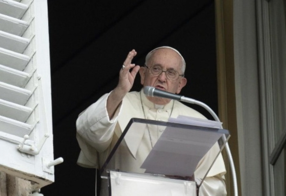 Roma Papası “Quran”ın yandırılmasından hiddətləndiyini bildirib