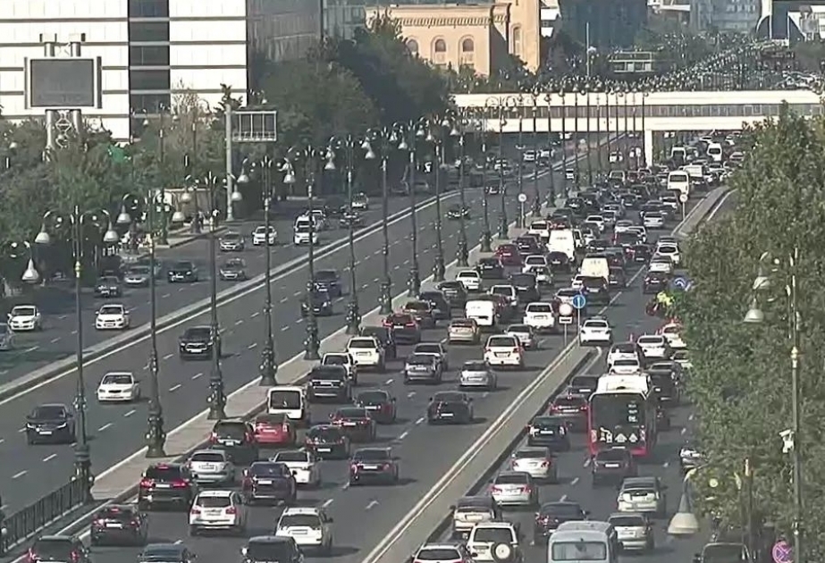 Bakıda hazırda sıxlıq müşahidə edilən yollar