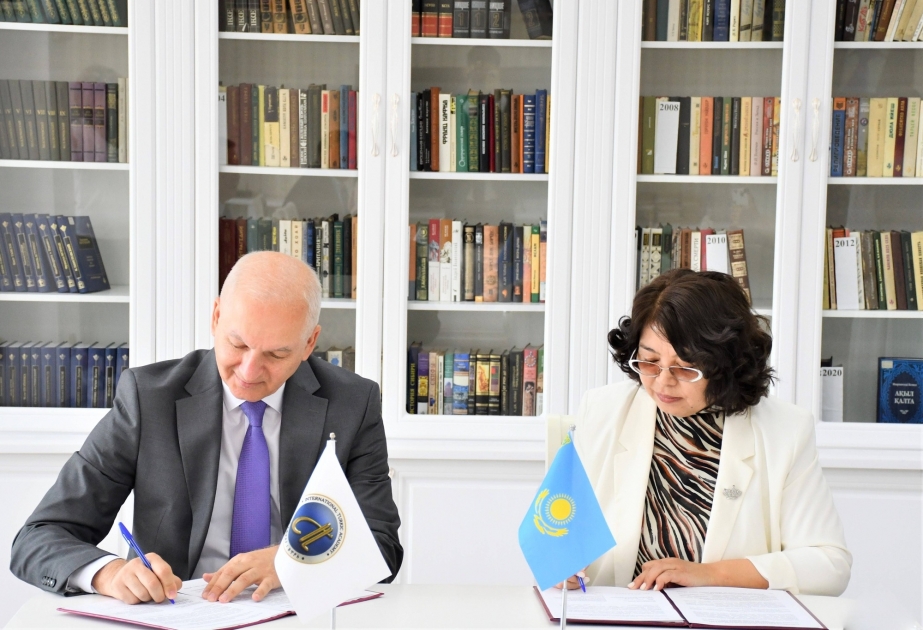 Beynəlxalq Türk Akademiyası Qazaxıstan Milli Akademik Kitabxanası ilə memorandum imzalayıb