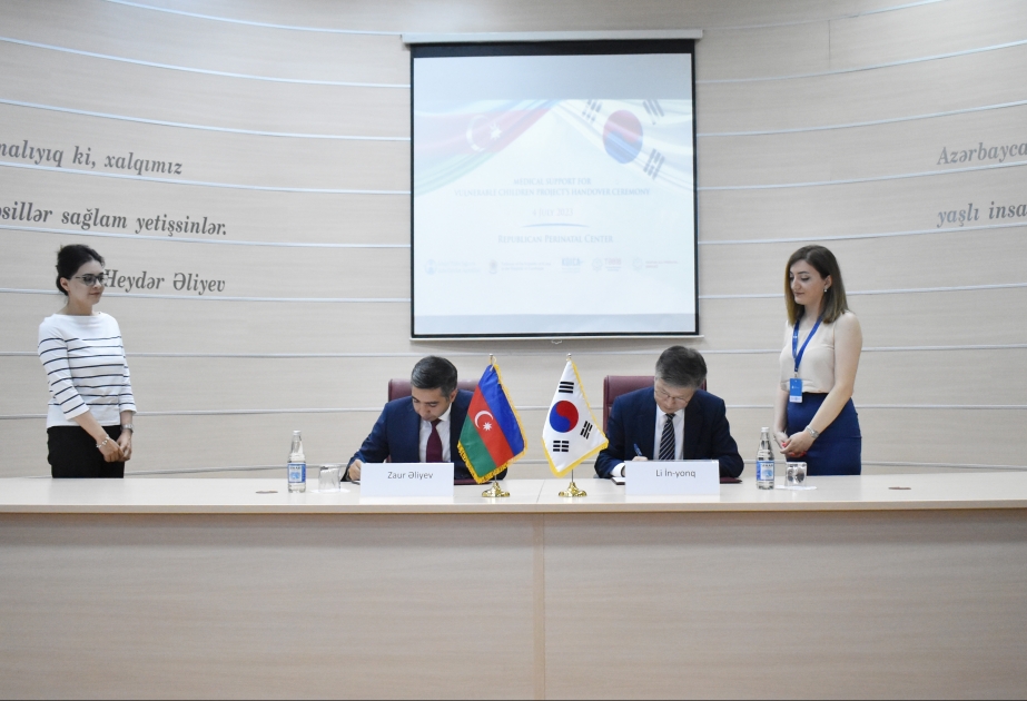 Koreya hökuməti ölkəmizə tibbi avadanlıqlar ianə edib