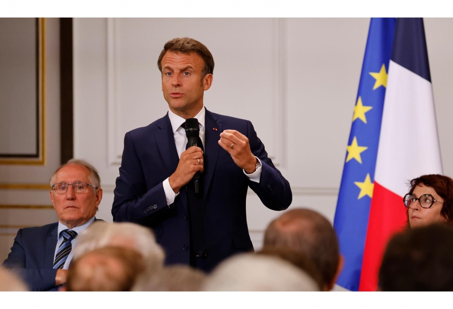 Frankreich: Präsident Macron verspricht „grundlegende Antworten“