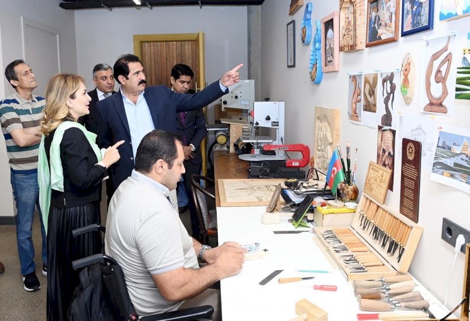 Pakistanlı nazir DOST İnklüziv İnkişaf və Yaradıcılıq Mərkəzi ilə tanış olub