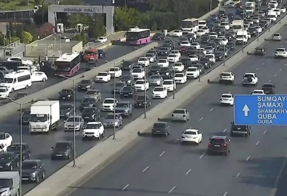 Bakıda hazırda sıxlıq müşahidə edilən yollar