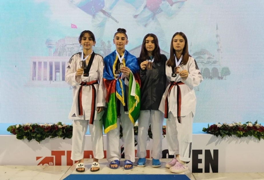Taekvondoçularımız açıq Türkiyə çempionatına səkkiz medalla başlayıblar