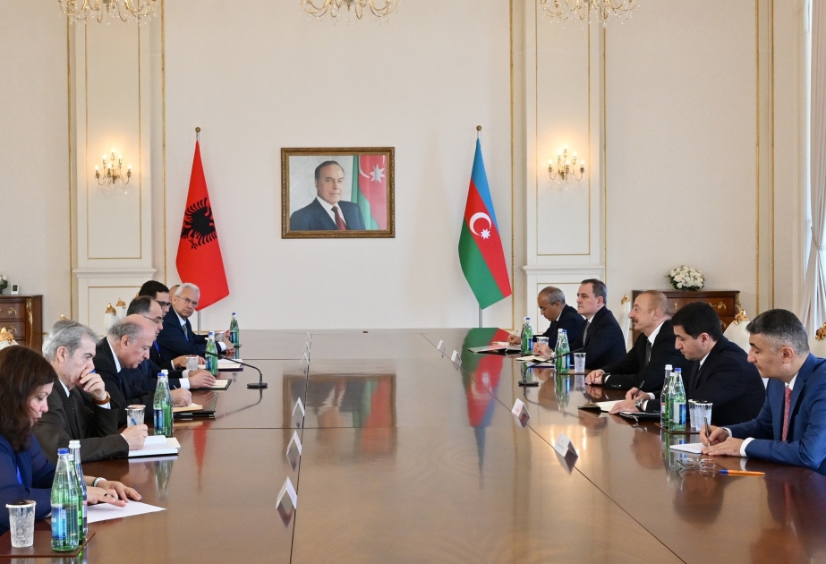 الرئيس إلهام علييف: أذربيجان وألبانيا متكاتفتان كبلدين صديقين وشقيقين