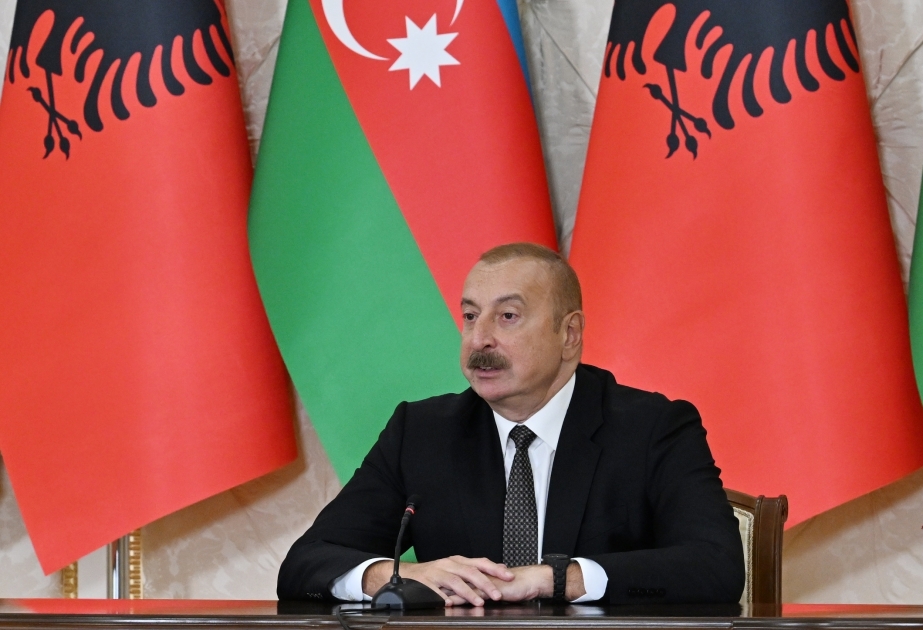 Presidente: "Esperamos que más países miembros de la UE empiecen a recibir gas natural de Azerbaiyán"