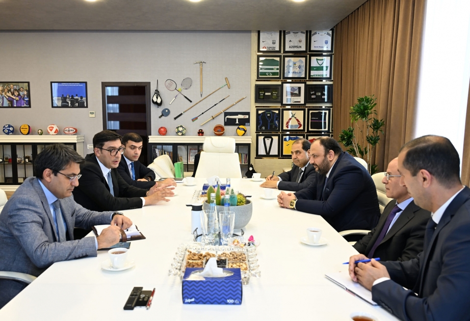 Fərid Qayıbov Liviyanın gənclər naziri ilə görüşüb