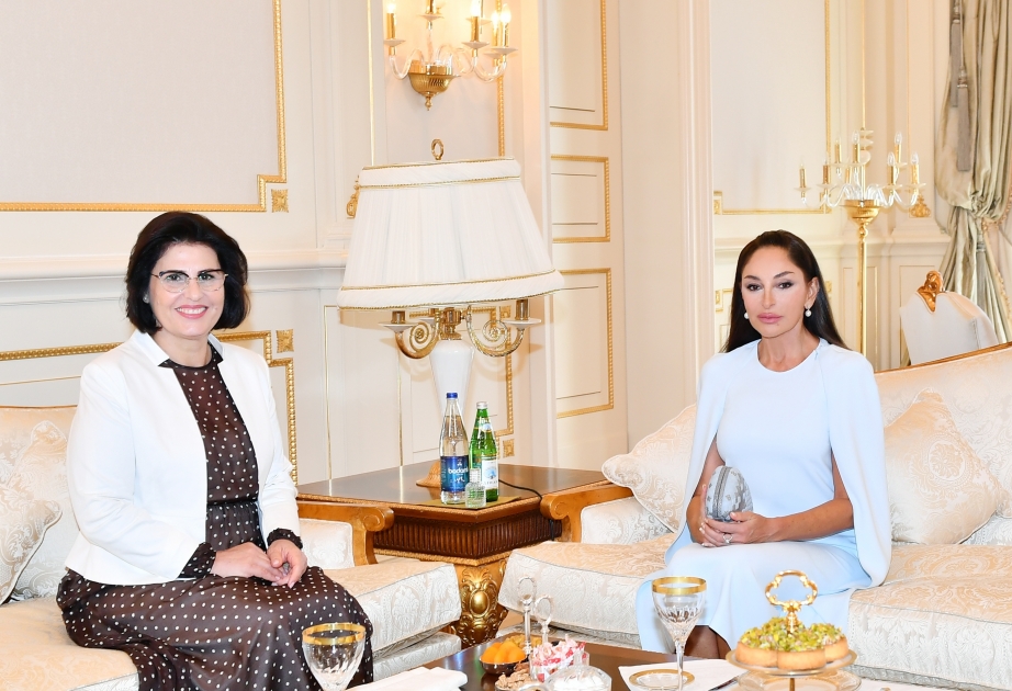 Las Primeras Damas de Azerbaiyán y Albania se reunieron