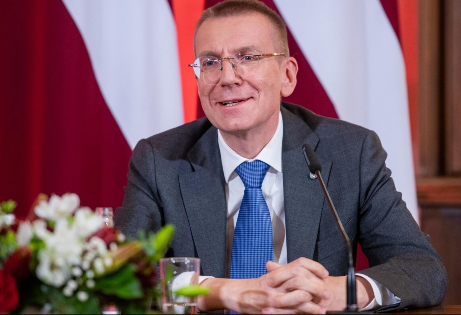Latviyanın yeni seçilmiş Prezidenti vəzifəsinin icrasına başlayıb