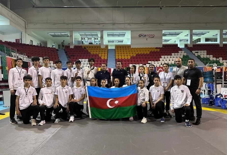 Jóvenes taekwondistas azerbaiyanos logran cuatro medallas en la segunda jornada del torneo Abierto de Türkiye 2023
