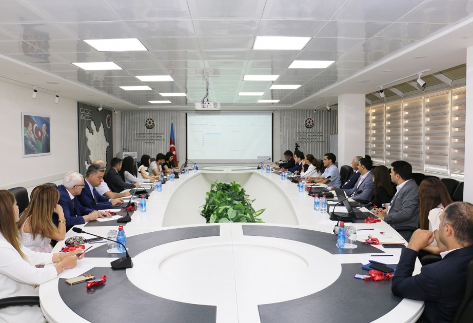 Sosial-iqtisadi inkişaf strategiyasının icrasına nəzarət və hesabatlılıq portalı ilə bağlı təlimlər keçirilib