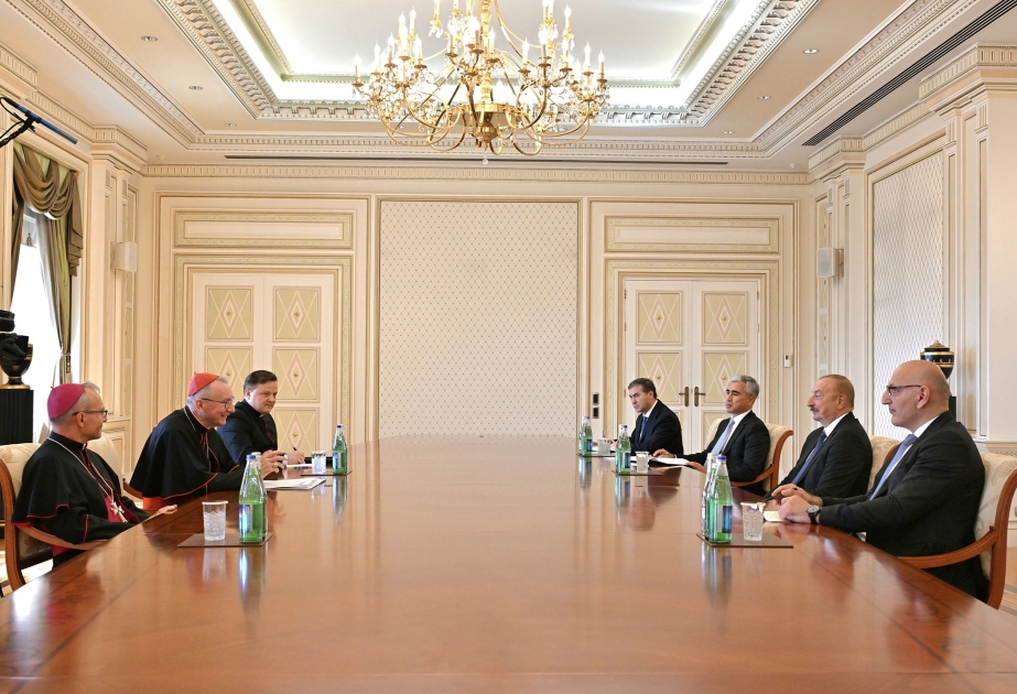 Le président azerbaïdjanais reçoit le secrétaire d’Etat du Saint-Siège MIS A JOUR VIDEO