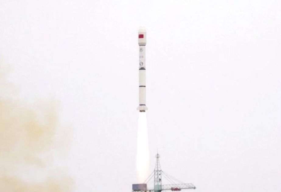China launches experimental satellite into orbit VIDEO