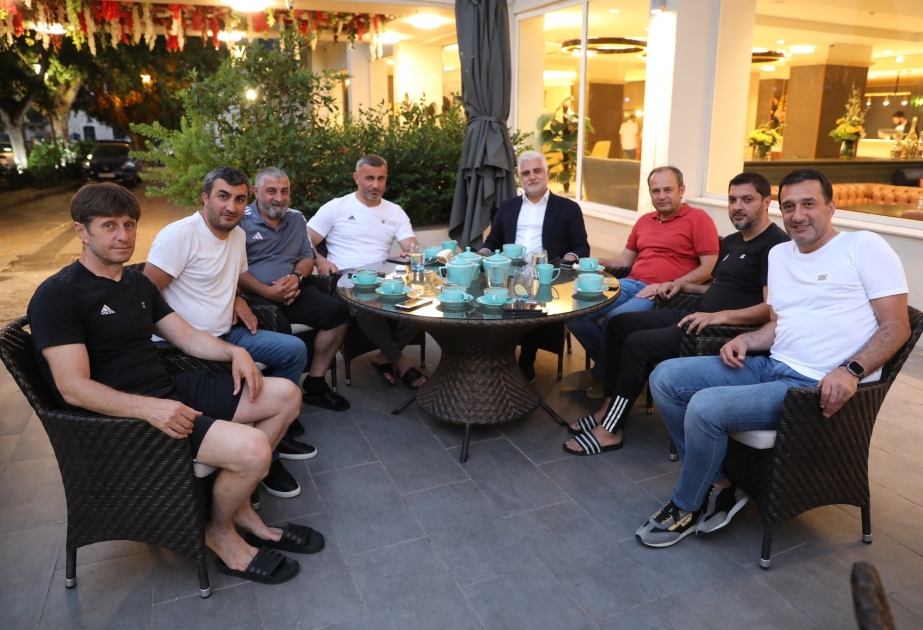 “Qarabağ”ın prezidenti Cəbəllütariqdə komandanı ziyarət edib
