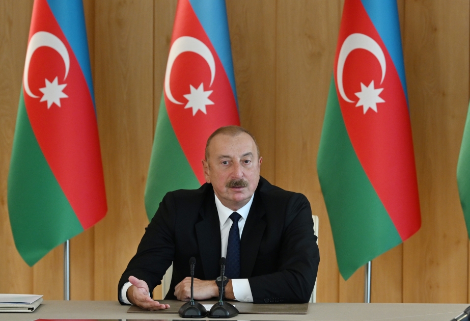 Prezident: Azərbaycan mallarının Azərbaycan şirkəti tərəfindən daşınması bizə əlavə gəlir gətirəcək