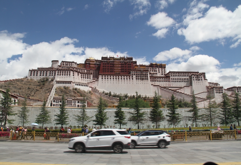 “Tibet mirvarisi” Potala: dünyada ən yüksəkdə yerləşən tarixi saray -  FOTOREPORTAJ - VİDEO